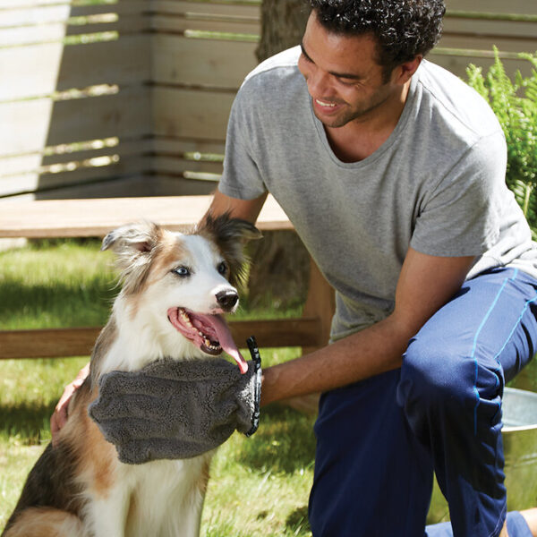 Norwex Microfiber Pet Mitt